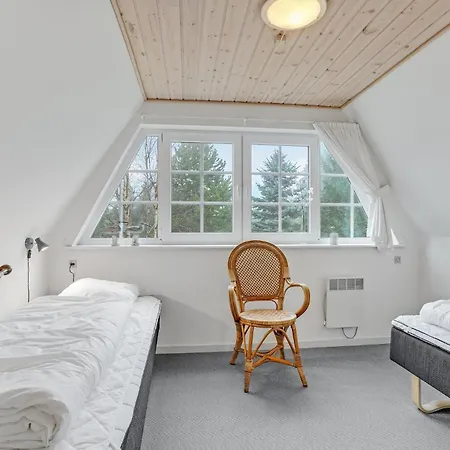 2 Bedroom Gorgeous In Dom wakacyjny *